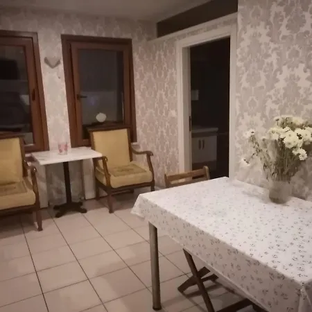 Lägenhetshotell Ezgi Apart 3 Istanbul